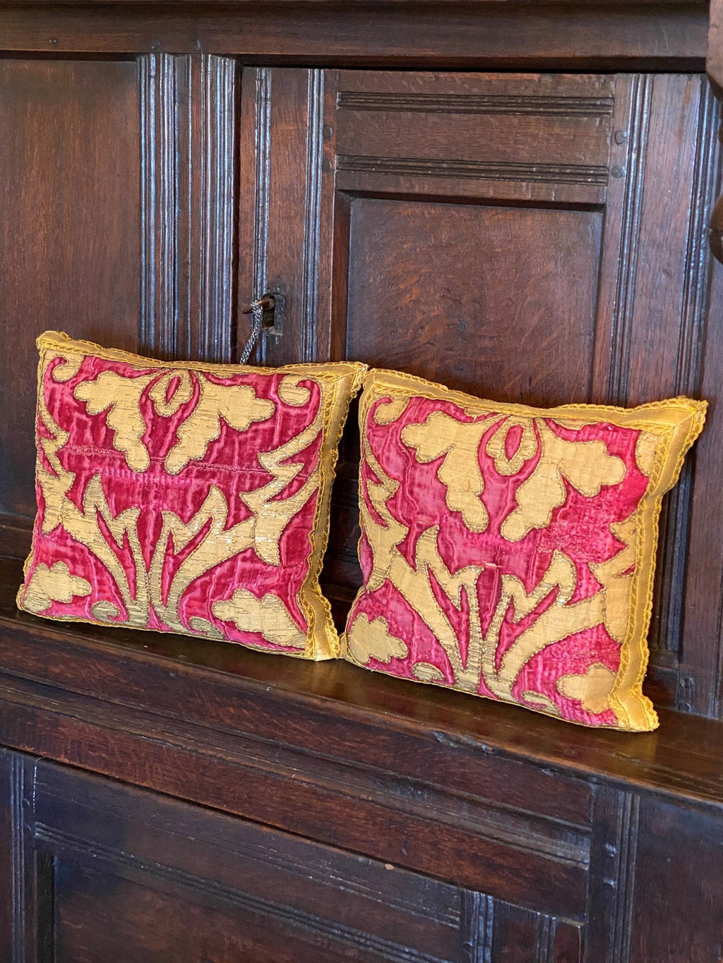 Antique cushions outlet